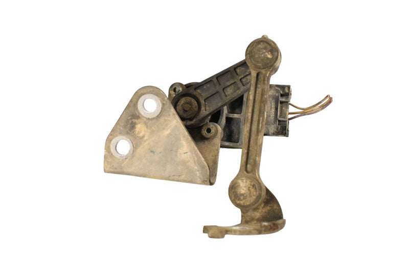 Load image into Gallery viewer, 07-12 Bentley Continental GTC Rear Right Side Suspension Level Hight Sensor Oem
