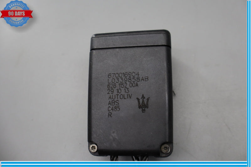 Load image into Gallery viewer, 14-19 Maserati Ghibli Front Right Passenger Side Seat Belt Buckle Black Oem
