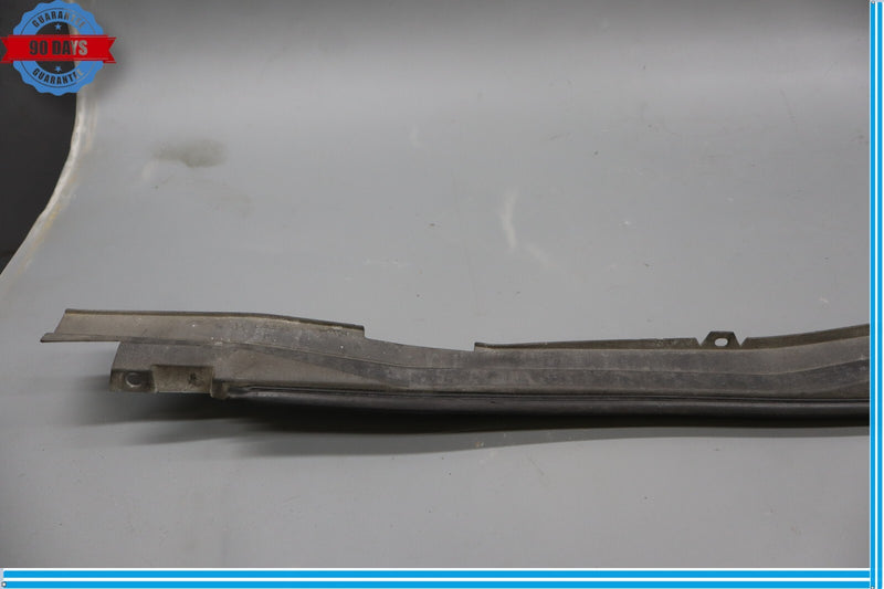 Load image into Gallery viewer, 07-12 Lexus XF40 LS460 Front Right Passenger Side Fender Upper Molding Trim Oem
