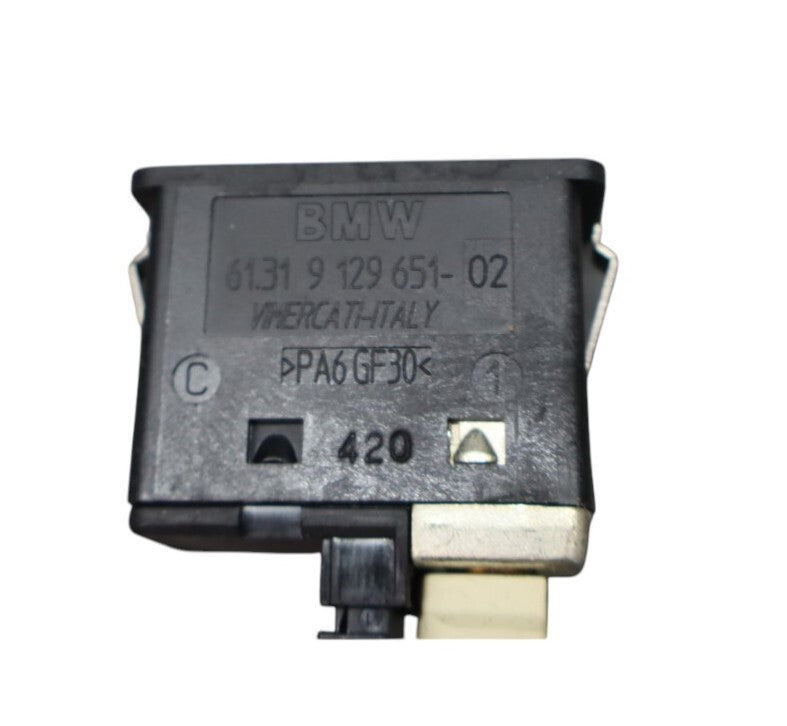 Load image into Gallery viewer, 11-13 BMW 535i 528I USB Audio Media Input Socket Port Plug Unit 61319129651 Oem
