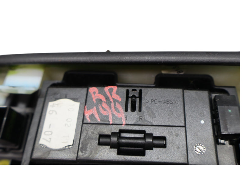 Load image into Gallery viewer, 11-18 Volkswagen VW Touareg Rear Right Door Armrest Switch Trim 7P6867364 Oem
