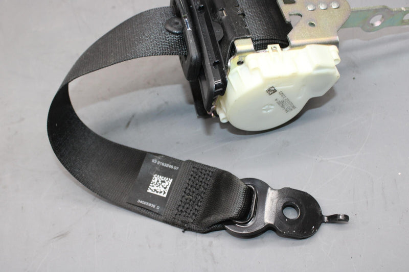 Load image into Gallery viewer, 11-16 BMW 528i 535i 550i Rear Right Passenger Seat Belt Seatbelt Retractor Oem
