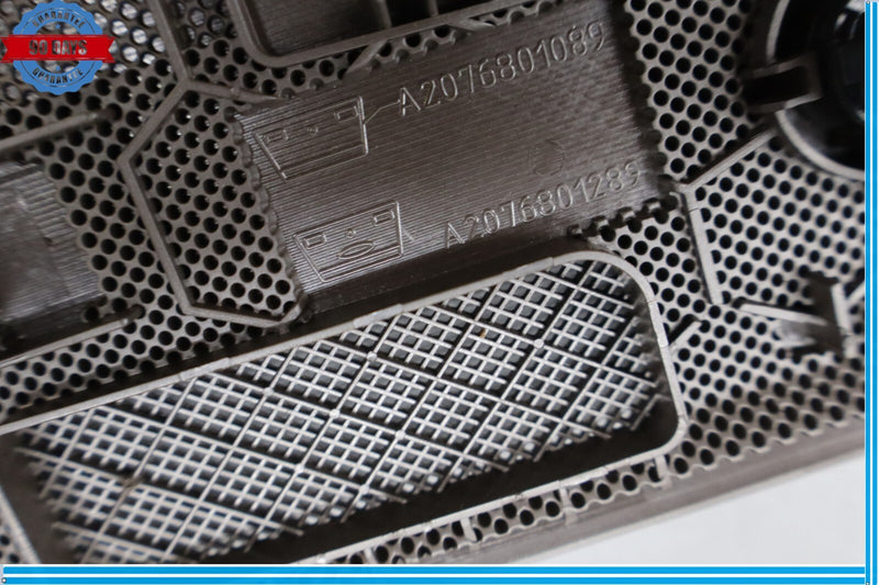 Load image into Gallery viewer, 10-17 Mercedes W207 E350 E550 Dashboard Dash Grille Speaker Cover Oem
