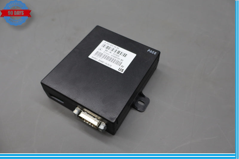 Load image into Gallery viewer, 03-06 Mercedes R230 SL500 S430 Communication Voice Control Module 2038200885 Oem
