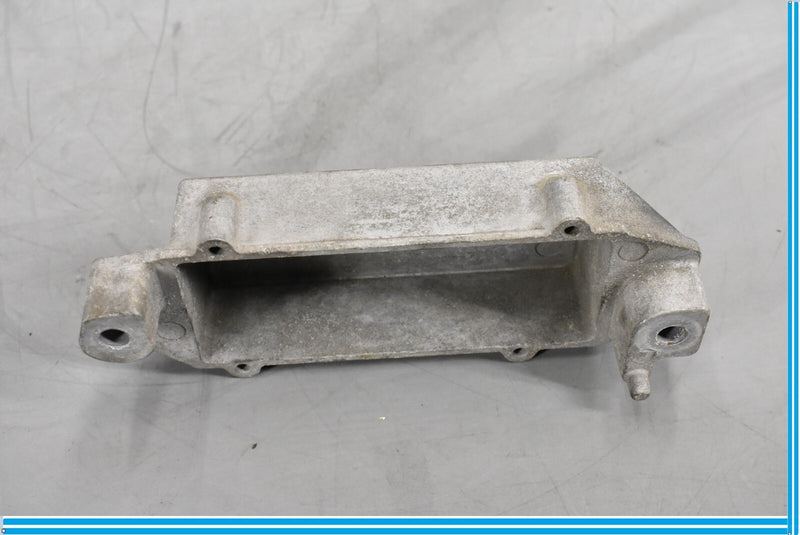 Load image into Gallery viewer, 06-13 Volvo C70 Rear Back Suspension Damper Vibration Bracket Oem
