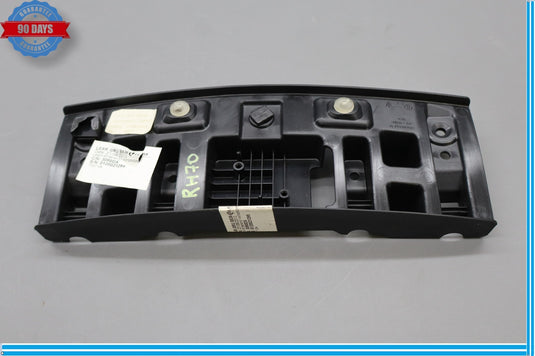 14-20 Maserati Ghibli Front Right Passenger Side Seat Guard Cover Support Oem
