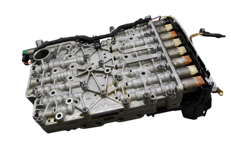 Load image into Gallery viewer, 14-24 Maserati Quattroporte M156 Ghibli Transmission Valve Body Mechatronic Oem
