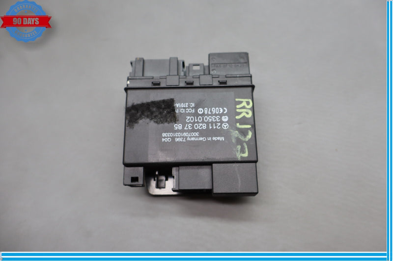 Load image into Gallery viewer, 06-11 Mercedes W219 CLS550 CLS500 Rear Right Door Keyless Go Control Module Oem
