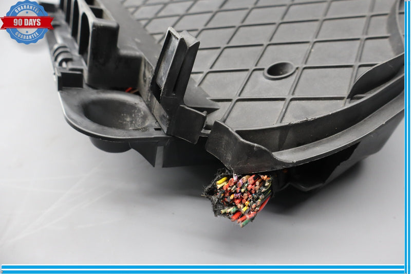 Load image into Gallery viewer, 06-12 Bentley Continental Flying Spur Fusebox Fuse Box 3D1937619K Oem
