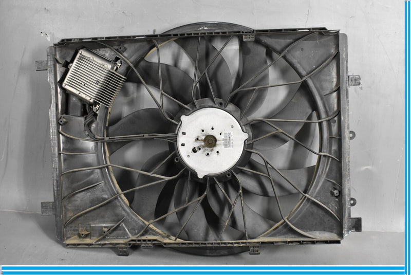 Load image into Gallery viewer, 12-18 Mercedes CLS550 Engine Motor Cooling Fan W/Clutch Oem
