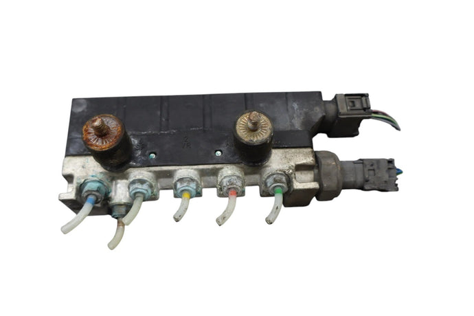 00-06 Mercedes W220 S350 S430 Airmatic Air Suspension Valve Block 2203200258 Oem