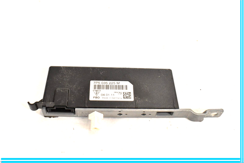 Load image into Gallery viewer, 11-18 Porsche Cayenne Rear Left Radio Antenna Amplifier Module 7P5035225M Oem
