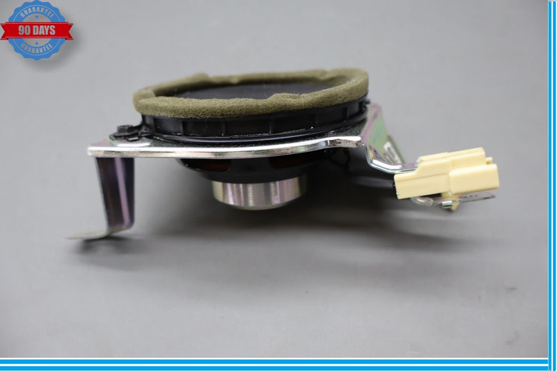 Load image into Gallery viewer, 07-17 Lexus LS460 XF40 Rear Right Passenger Side Door Audio Speaker Oem
