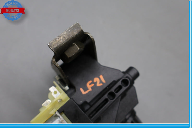 Load image into Gallery viewer, 03-12 Mercedes R230 SL500 Front Left Side Seat Cushion Depth Motor Oem
