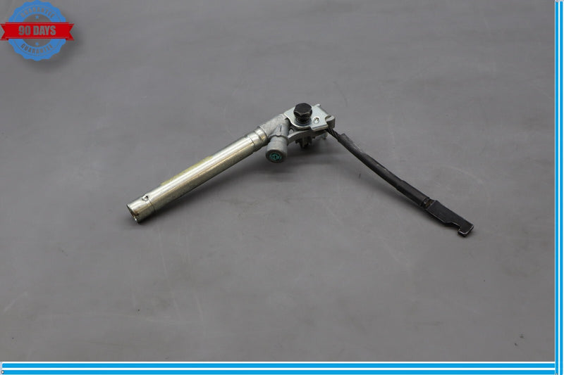 Load image into Gallery viewer, 14-17 Maserati Ghibli Front Left Driver Side Seatbelt Tensioner Oem
