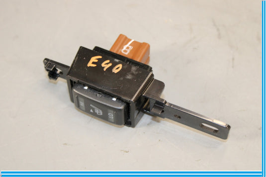 11-17 Infiniti QX56 QX80 Left Side 2nd Row Center Console Seat Heat Switch Oem