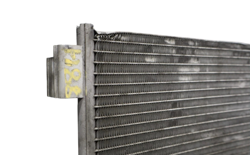 Load image into Gallery viewer, 12-20 Mercedes E550 E550 CLS550 AC Air Conditioning Condenser A0995001554 Oem
