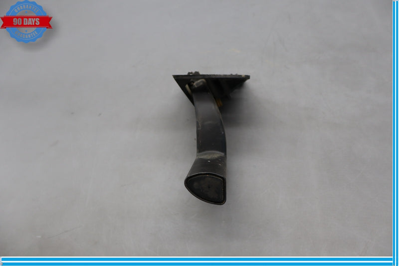 Load image into Gallery viewer, 03-07 Hummer H2 Front Right Passenger Side Interior Door Handle Oem
