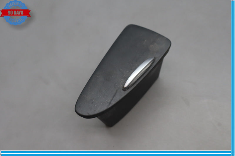 Load image into Gallery viewer, 11-16 Hyundai Equus SIG Rear Right Passenger Side Door Ashtray Compartment Oem

