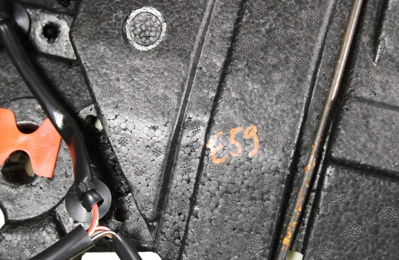 Load image into Gallery viewer, 13-18 Audi A8 Quattro Rear Lower Bottom Seat Bench Cushion Black 4H0885405H Oem
