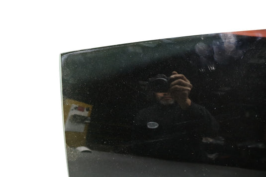 06-11 Lexus GS300 GS350 GS430 Rear Right Side Door Window Auto Glass Oem