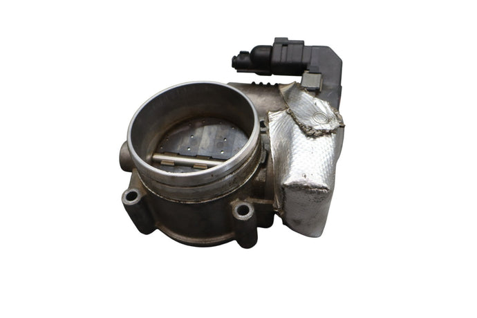 11-17 Volkswagen VW Touareg Engine Air Inlet Intake Throttle Body 06E133062G Oem
