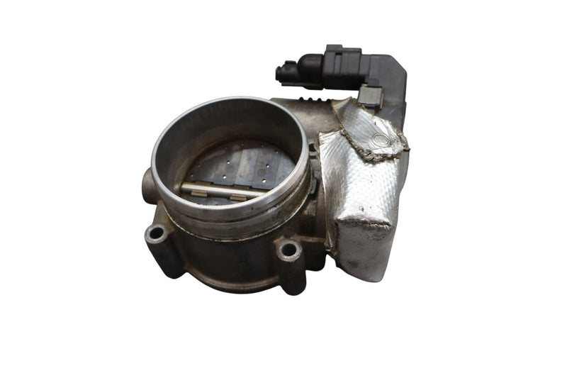 Load image into Gallery viewer, 11-17 Volkswagen VW Touareg Engine Air Inlet Intake Throttle Body 06E133062G Oem
