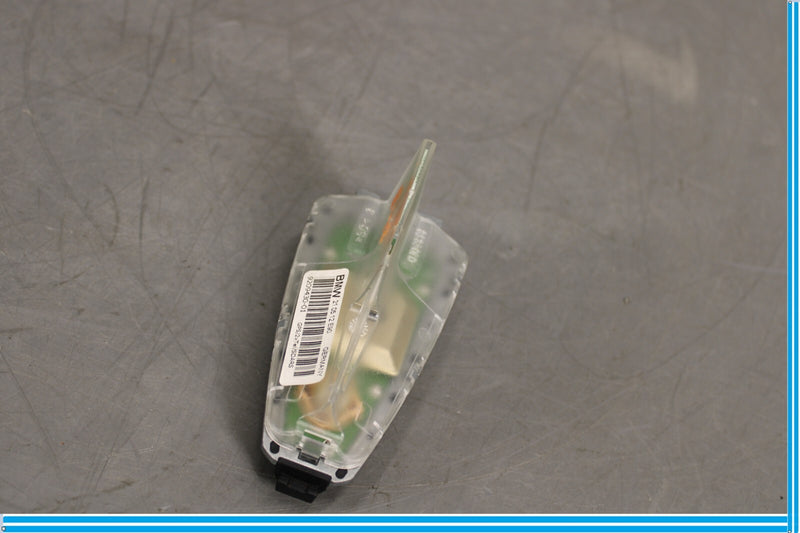 Load image into Gallery viewer, 12-16 BMW F30 320i 328i 335i Rear Satellite Roof Fin Antenna 9209430-01 Oem
