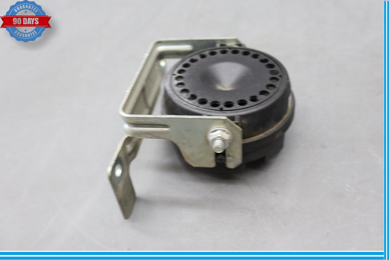 Load image into Gallery viewer, 14-20 Maserati Ghibli S Anti Theft Alarm Siren Horn W/ Bracket Oem
