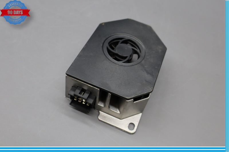 Load image into Gallery viewer, 10-12 Mercedes R350 ML450 Subwoofer Amp Amplifier Harman Becker 2118705189 Oem
