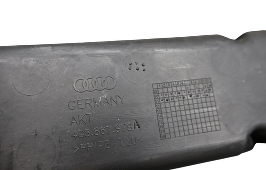 12-17 Audi A7 A7 Quattro S7 Rear Tailgate Trunk Lower Trim Panel 4G8867979A Oem