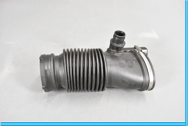 Load image into Gallery viewer, 10-19 Jaguar XJ XJL S/C Air Cleaner Inlet Intake Pipe Hose Tube Oem
