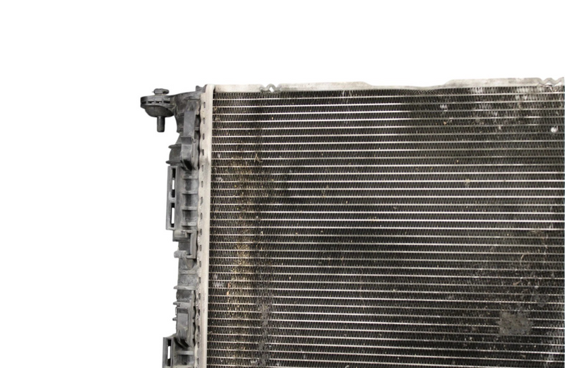 Load image into Gallery viewer, 11-14 Audi A8 4.2L Quattro Engine Cooling Radiator Assembly 4H0121251B Oem
