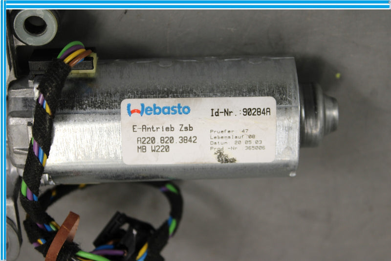 Load image into Gallery viewer, 00-06 Mercedes S500 S600 Moonroof Sunroof Sun Roof Regulator Motor Oem
