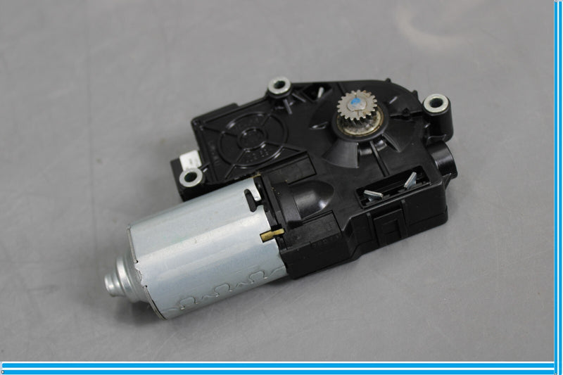 Load image into Gallery viewer, 09-15 BMW 750i 750Li F01 F02 Sunroof Sun Moon Roof Motor 7193398 Oem
