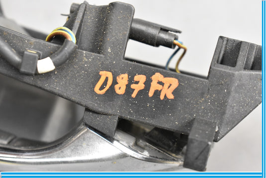06-11 Mercedes W219 CLS550 Front Right Passenger Exterior Door Lock Handle Oem