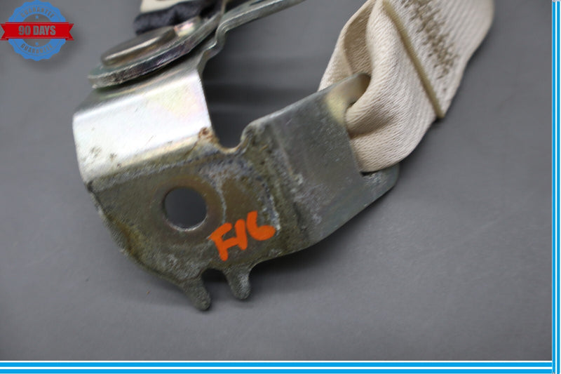 Load image into Gallery viewer, 07-12 Lexus LS460 Rear Right Passenger Side Center Seat Belt Buckle Oem
