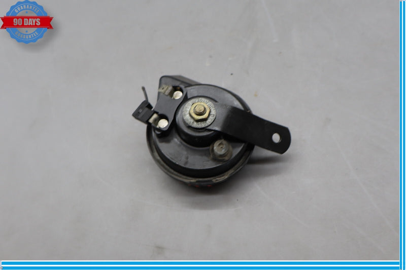 Load image into Gallery viewer, 03-06 Mercedes R230 SL500 SL600 Front Left Side High Tone Pitch Horn Oem
