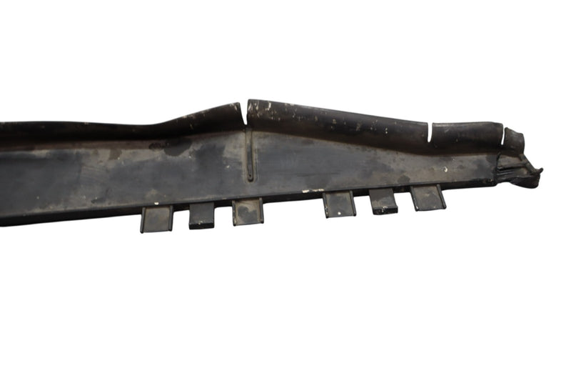 Load image into Gallery viewer, 10-16 Mercedes E350 E400 E550 W212 Radiator Upper Air Baffle A2125051430 Oem
