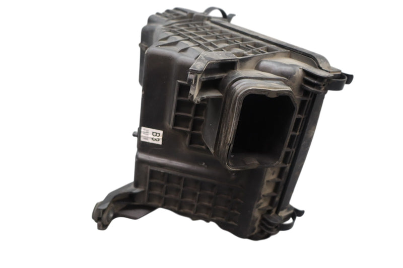 Load image into Gallery viewer, 11-16 Kia Optima Engine Air Cleaner Intake Filter Box Assembly 281104R100 Oem
