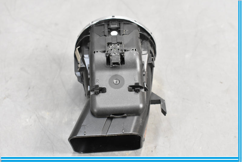 Load image into Gallery viewer, 06-11 Mercedes CLS550 CLS500 W219 Right Passenger Side Dash Air Vent Oem
