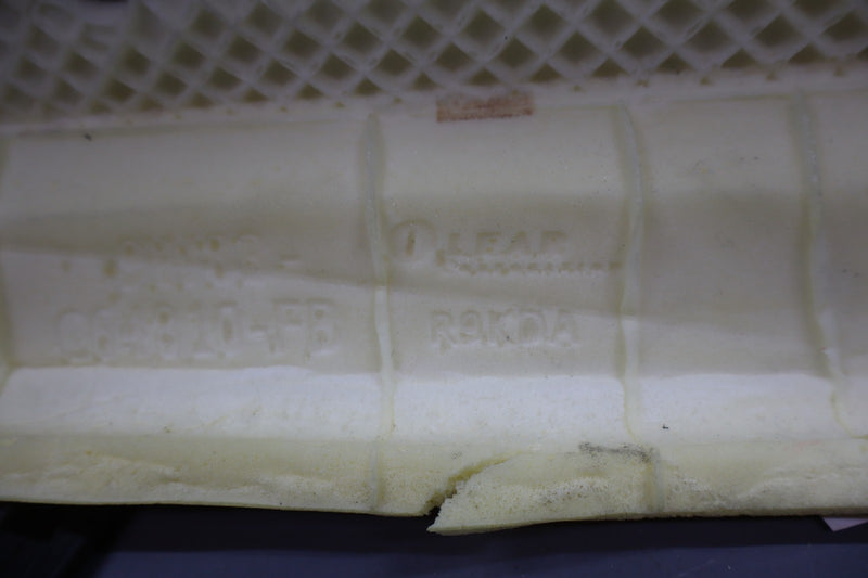 Load image into Gallery viewer, 10-15 Jaguar X150 XK XKR Front Right Side Seat Top Upper Seat Cushion Oem
