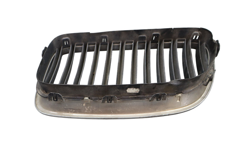 Load image into Gallery viewer, 11-13 BMW 528i 535i 550i xDrive Front Right Side Radiator Bumper Grill Oem
