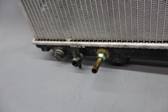 02-10 Lexus SC430 Front Engine Motor Cooling Radiator Assembly 1640050280 Oem