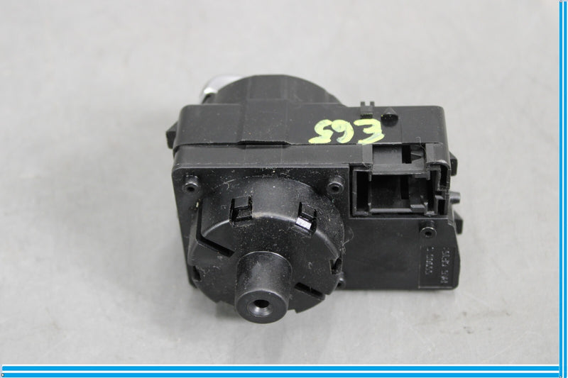 Load image into Gallery viewer, 03-12 Mercedes SL500 SL550 R230 Headlight Lamp Control Switch 2305450104 Oem
