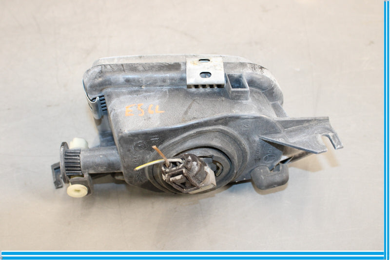 Load image into Gallery viewer, 03-06 Mercedes R230 SL500 Left Driver Side Fog Light Lamp Oem
