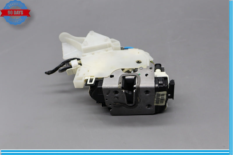 Load image into Gallery viewer, 08-18 Mercedes E350  Front Right Passenger Side Door Lock Latch Actuator Oem
