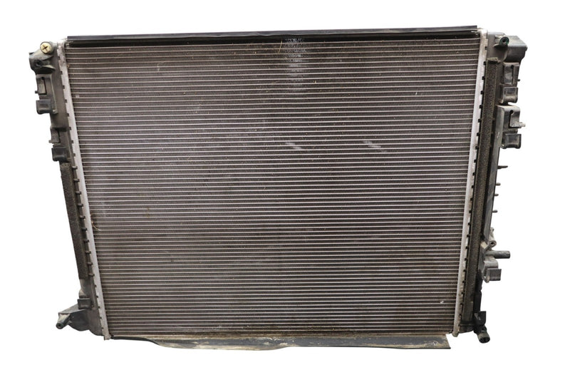 Load image into Gallery viewer, 14-22 Maserati Ghibli 3.0L Front Engine Cooling Radiator Assembly 670038340 Oem

