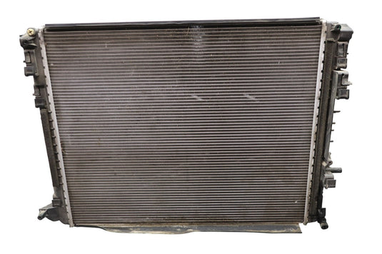 14-22 Maserati Ghibli 3.0L Front Engine Cooling Radiator Assembly 670038340 Oem