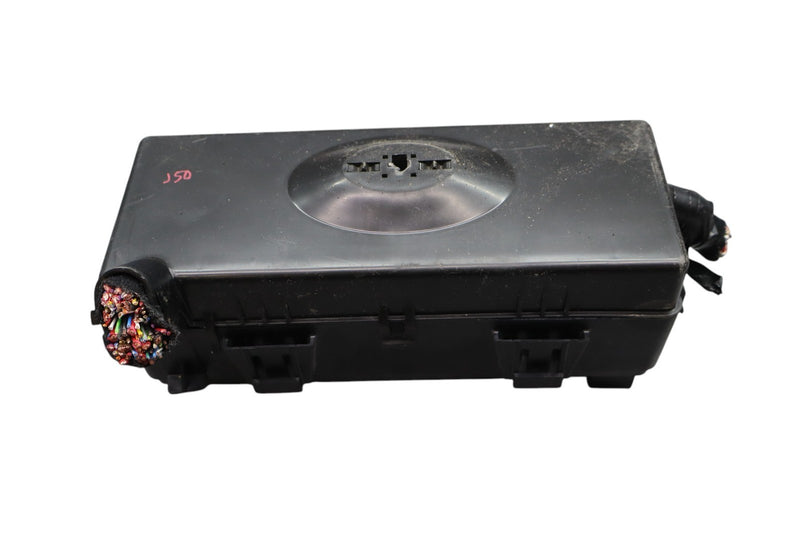 Load image into Gallery viewer, 14-24 Maserati Ghibli Power Distribution Fuse Relay Box Block 7154763030 Oem
